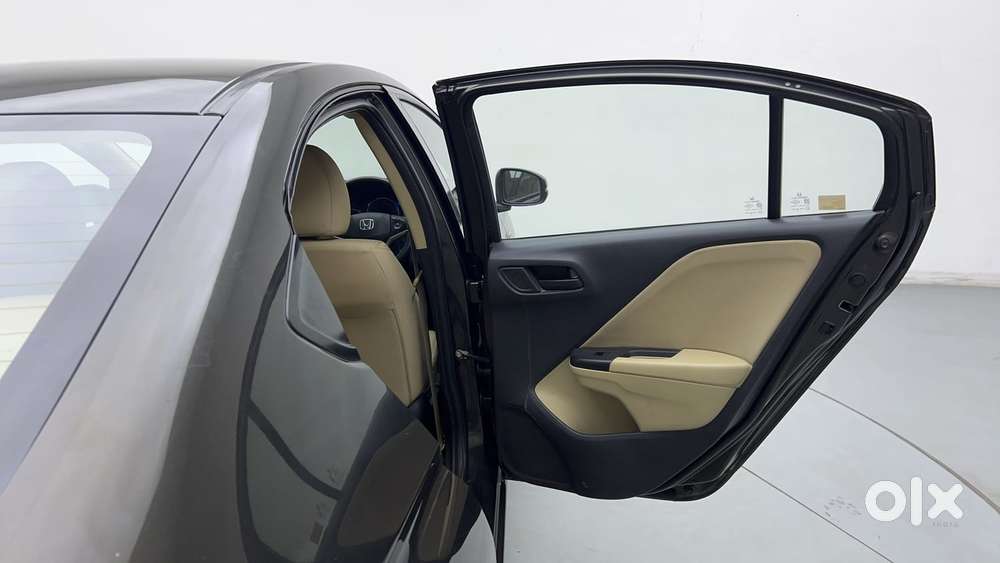 Honda City I-vtec Sv, 2015, Petrol