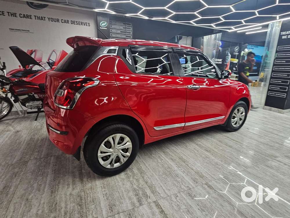 Maruti Suzuki Swift Vxi + Manual, 2018, Petrol