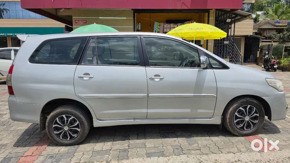 Toyota Innova Diesel 2011 260000 Km