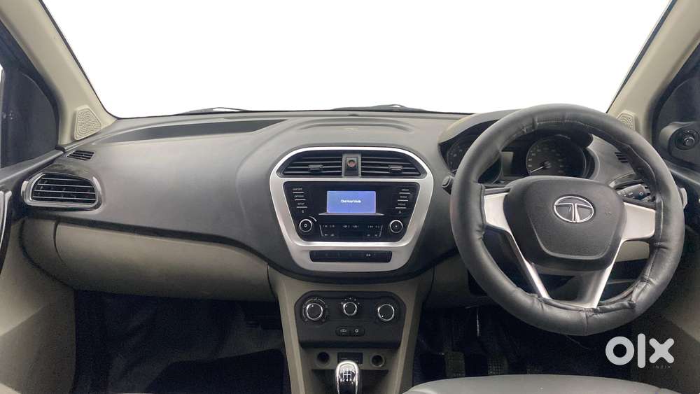 Tata Tiago 1.2 Revotron Xt, 2016, Petrol