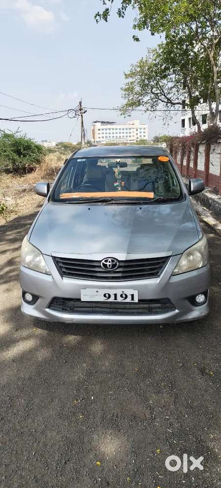 Toyota Innova 2016 Diesel 230000 Km Driven