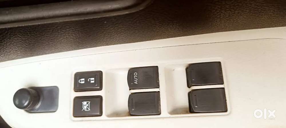 Maruti Suzuki Ignis 2018 Petrol 75000 Km Driven