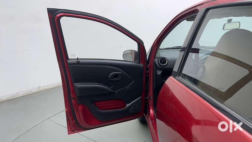 Datsun Redigo T Option, 2017, Petrol