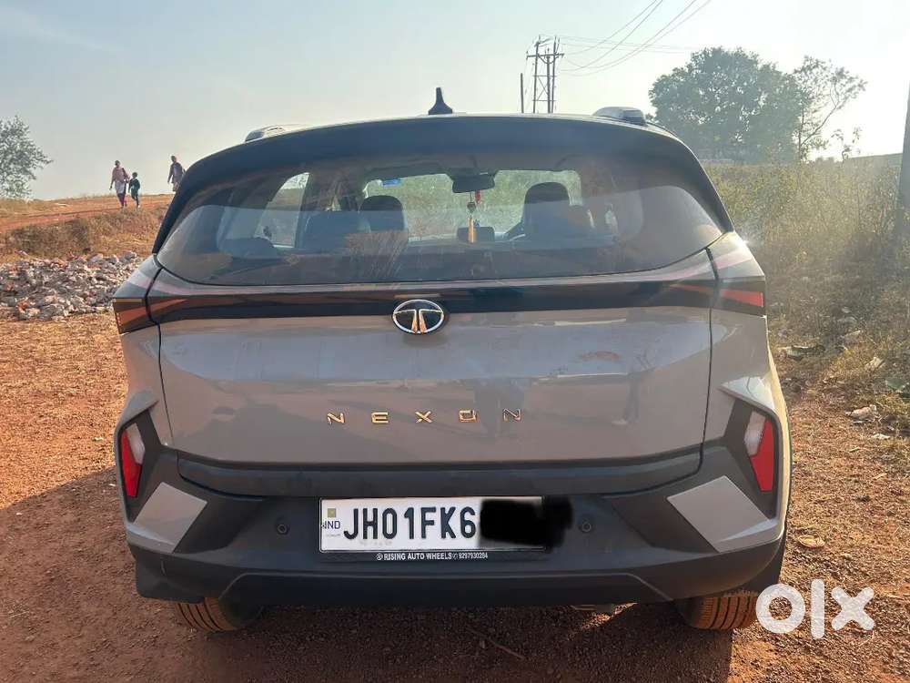 Tata Nexon 2023 Petrol 14000 Km Driven