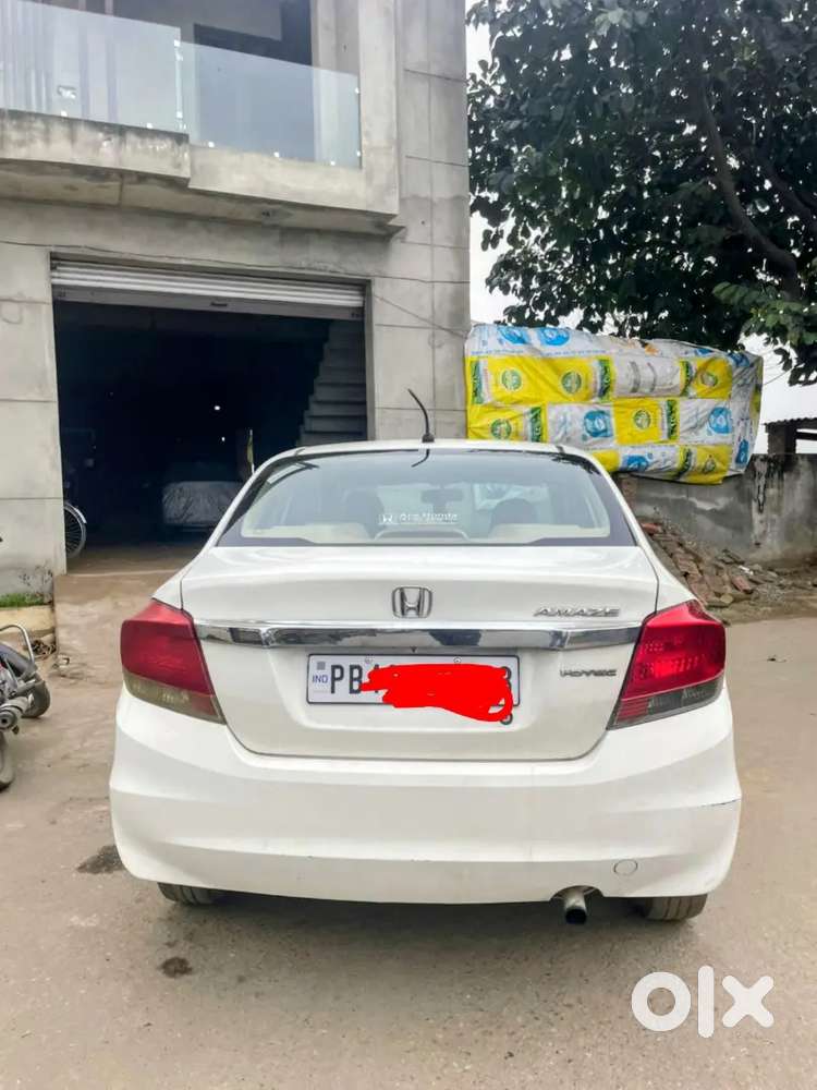 Honda Amaze 2015 Diesel Well Maintained