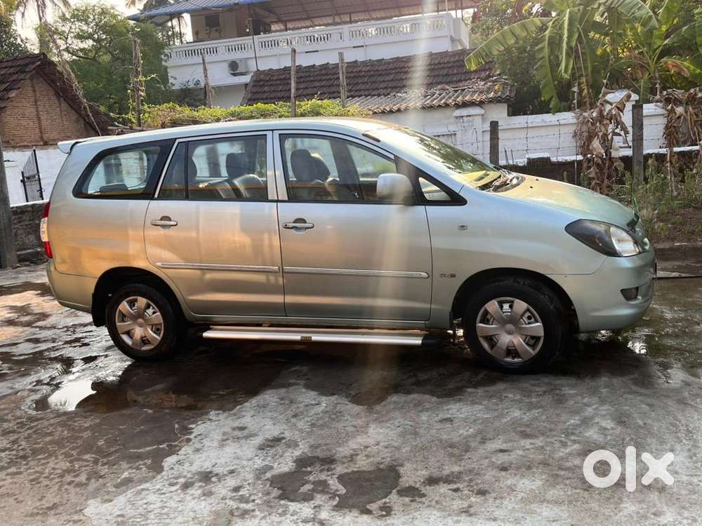 Toyota Innova 2006