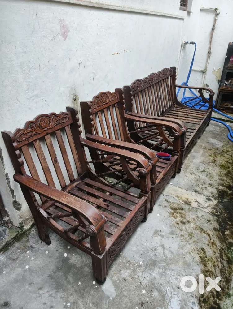New sofa lena hai