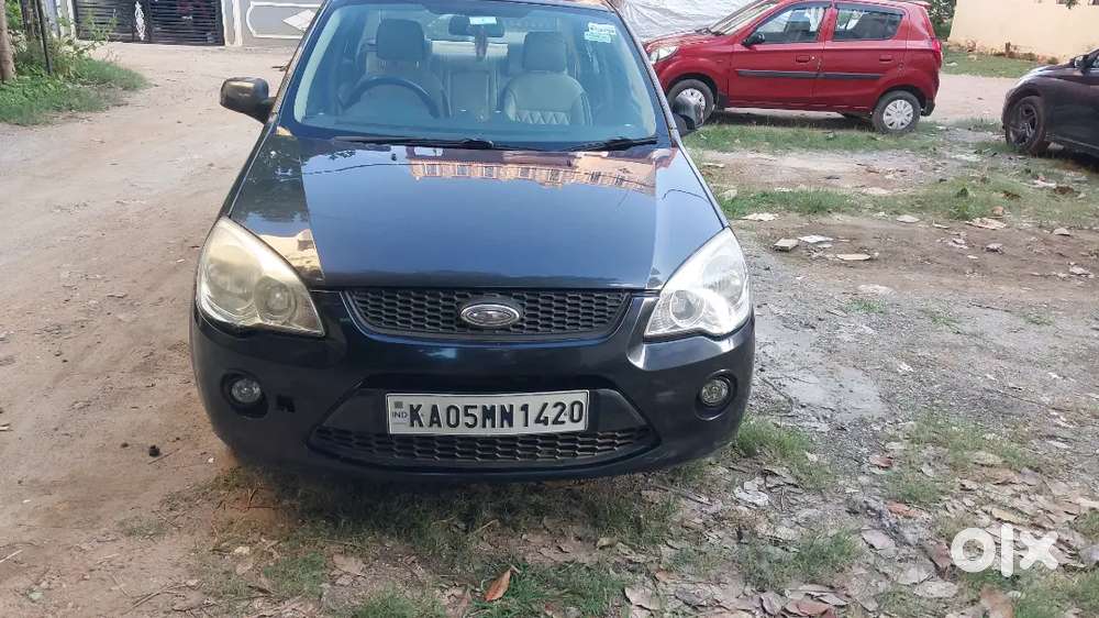 Ford Classic Titanium 2013 Model