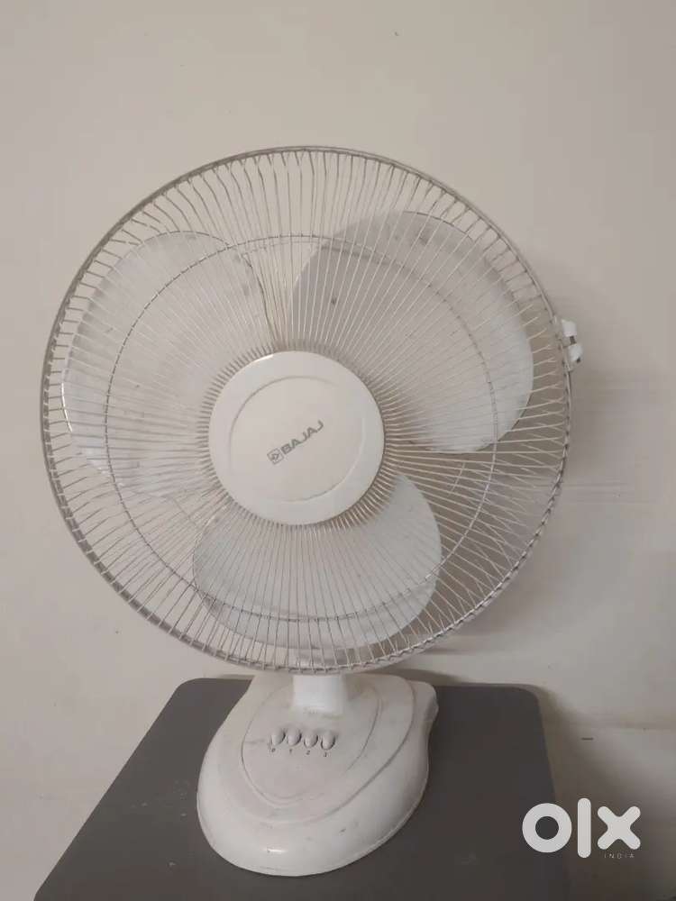 Bajaj Esteem 400 mm table fan