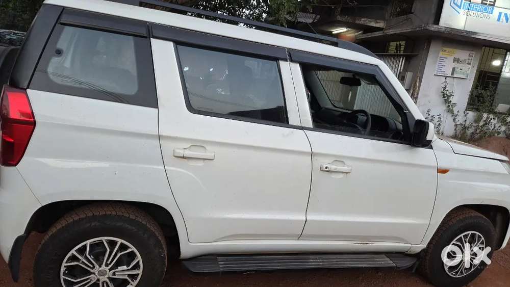 Mahindra Tuv 300 2016 Diesel 135023 Km Driven