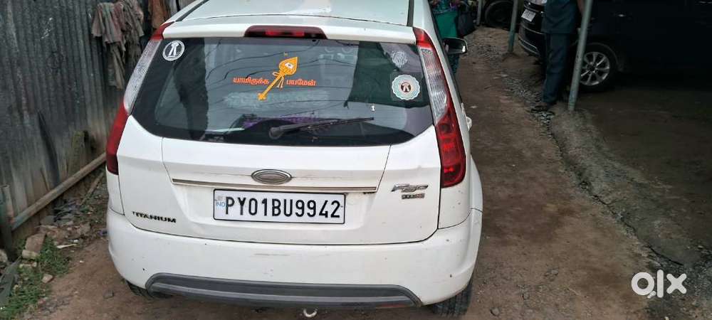Ford Figo Titanium 2012