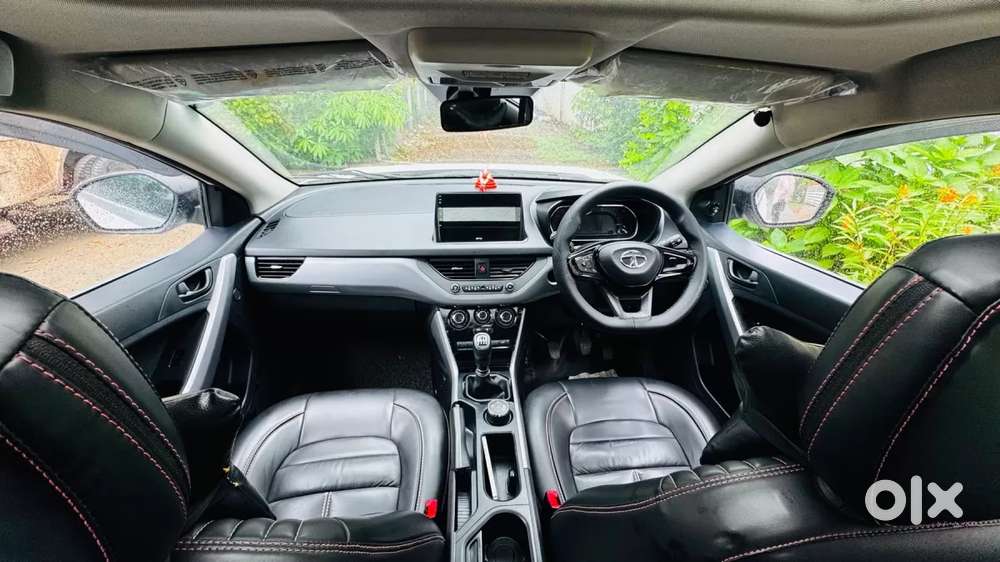 Tata Nexon 1.2 Revotron Xm (s), 2022, Petrol