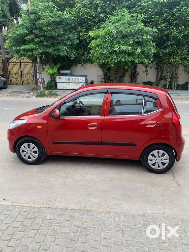 Hyundai I10 2013 Cng & Patrol Well Maintained