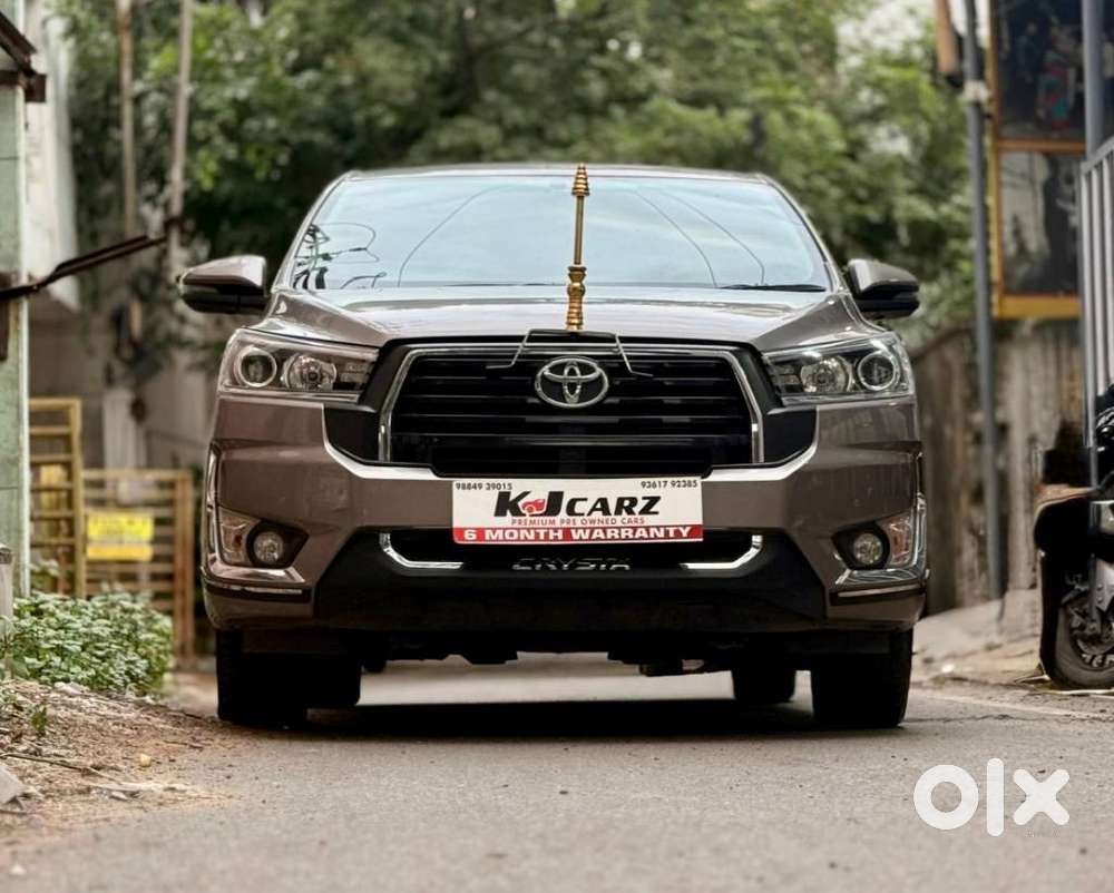 Toyota Innova Crysta 2.4 V, 2025, Diesel