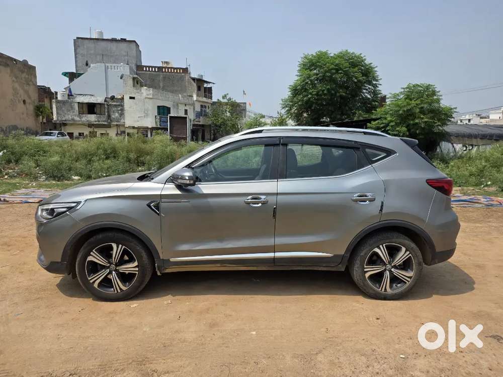 Mg Astor 2022 Petrol Well Maintained