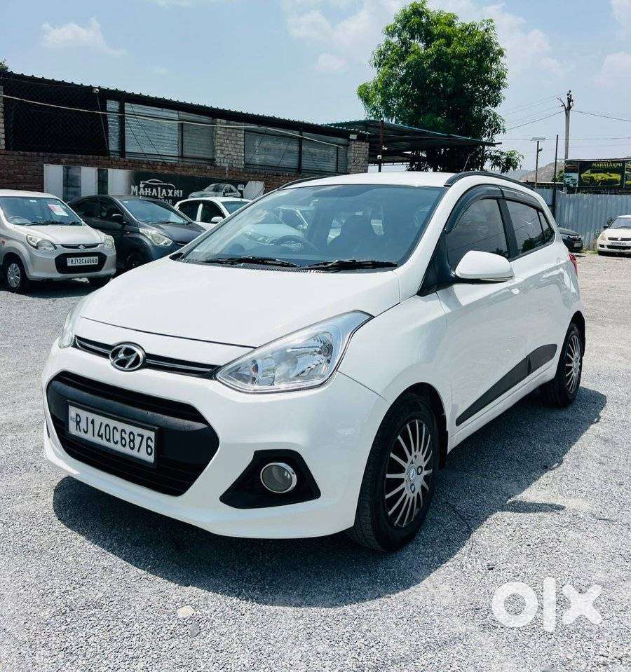 Hyundai Grand I10 2013-2016 Sportz, 2016, Petrol
