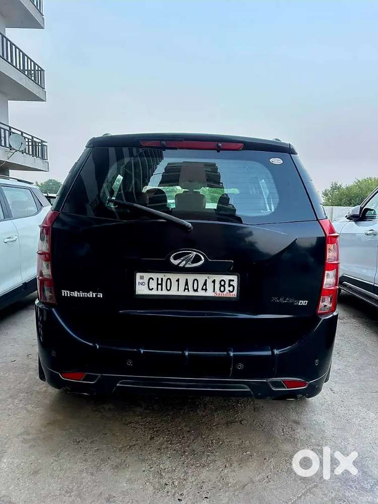 First Onwer Mahindra Xuv500 2012 Diesel Manual 2wd None Accidental