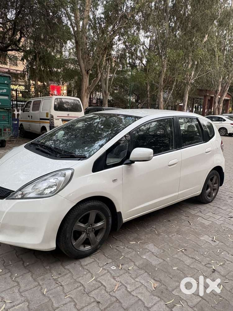 Honda Jazz X I-vtec, 2012, Cng & Hybrids