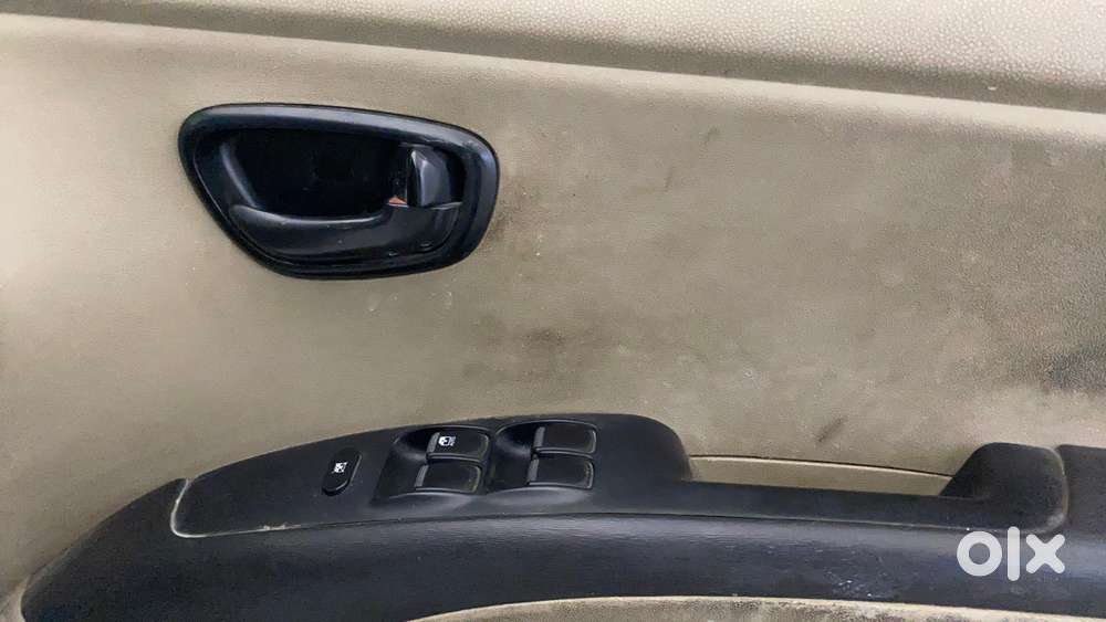 Hyundai I10 Magna 1.1l, 2015, Cng & Hybrids