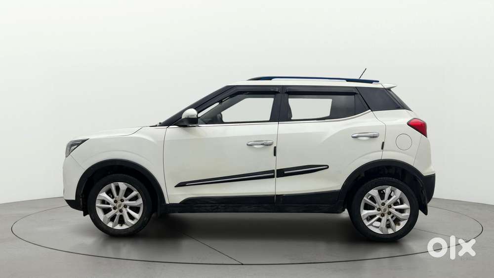 Mahindra XUV300 W8 Diesel, 2022, Diesel