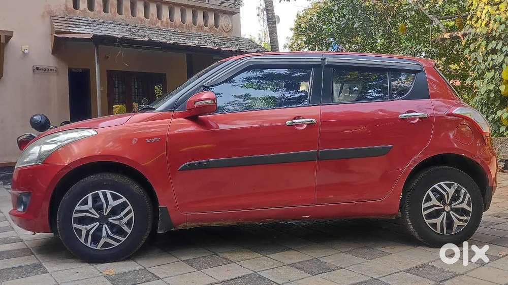 Fire Red Colour Maruti Suzuki Swift Vxi 2013 Petrol Manual