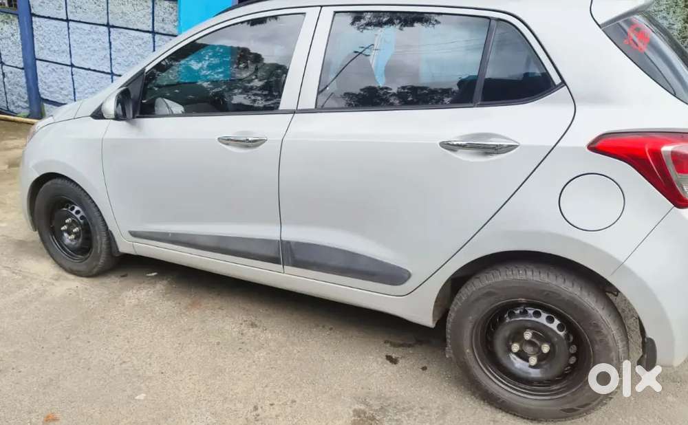 Hyundai Grand I10 Sportz Petrol Manual 2014
