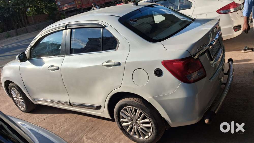Maruti Suzuki Dzire 1.2 Zxi Cng, 2023, Cng & Hybrids