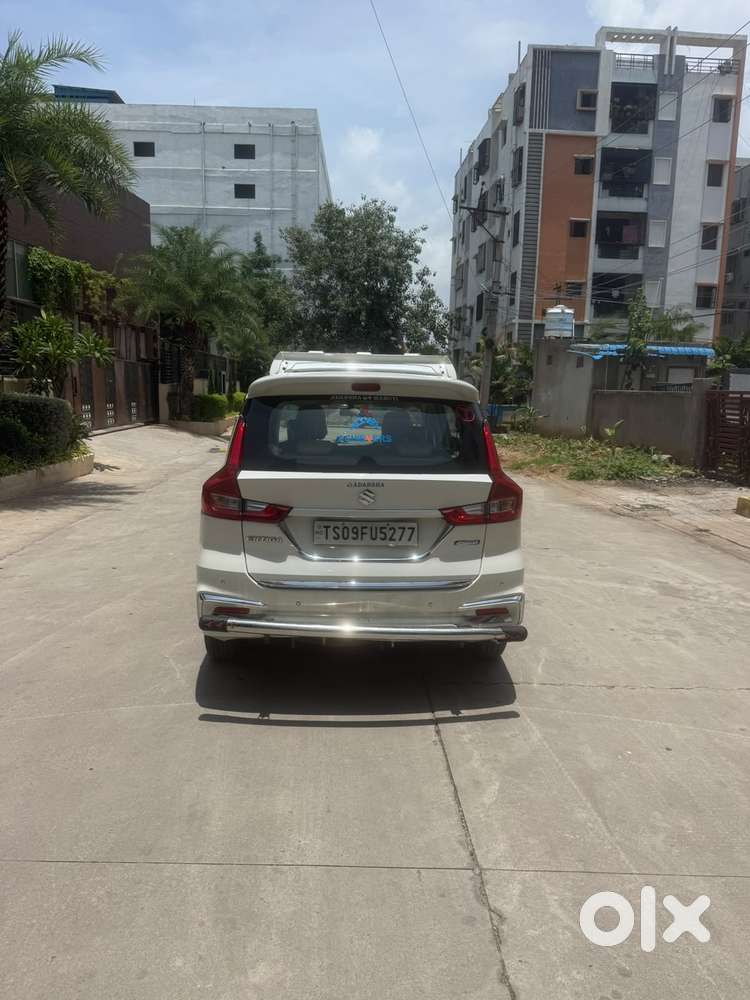 Maruti Suzuki Ertiga 1.5 Vxi, 2022, Petrol