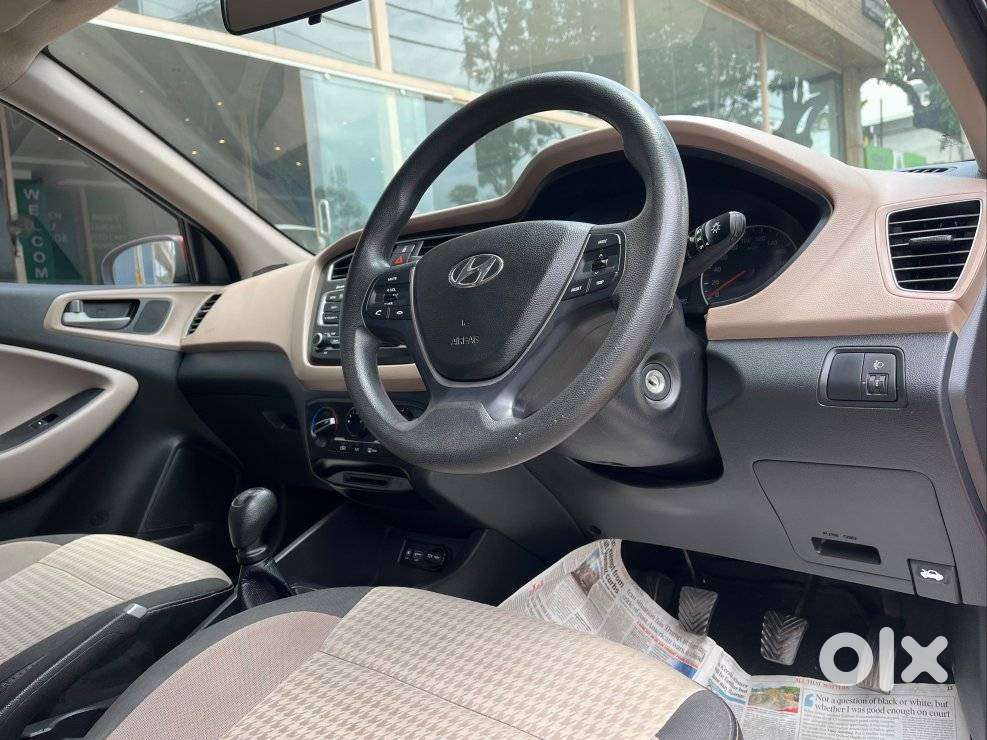 Hyundai I20 Sportz 1.2 Bs-iv, 2018, Petrol