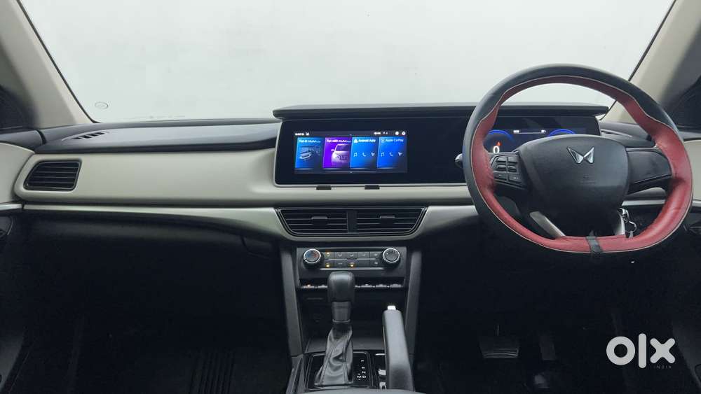 Mahindra Xuv700 2.2 Ax 5 Diesel At Str, 2023, Diesel