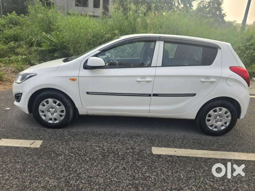 Hyundai I20 Magna Optional 1.2, 2012, Cng & Hybrids