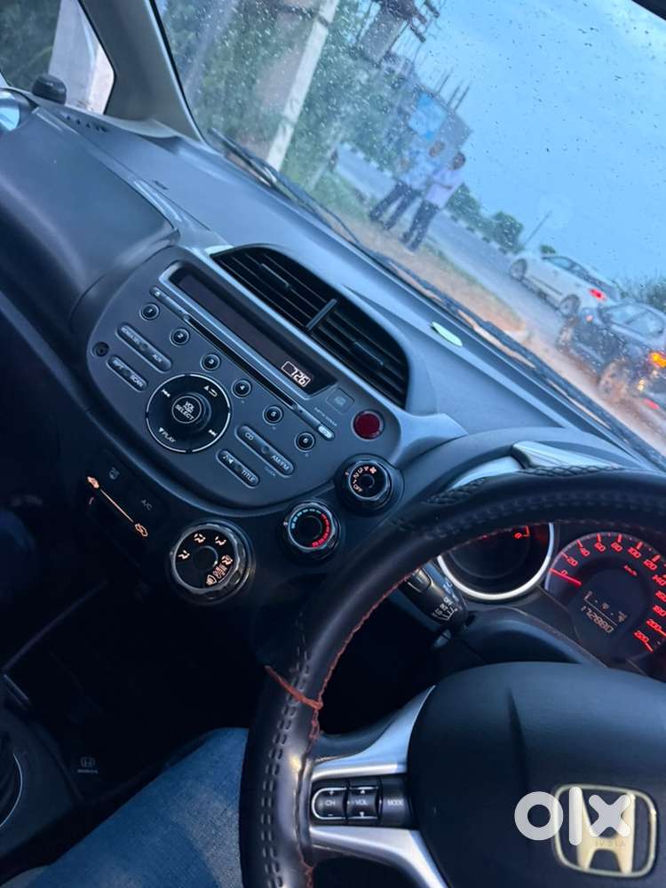 Honda Jazz Petrol 2010 Top Model