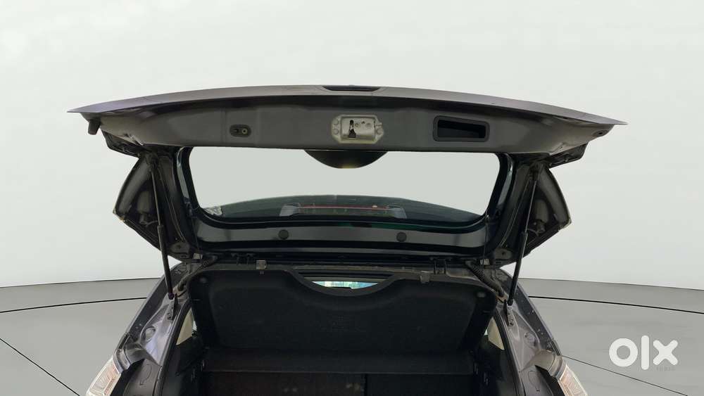 Tata Nexon 1.2 Revotron Xza Plus, 2019, Petrol