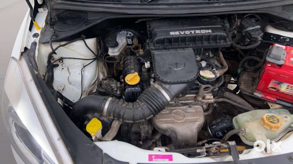 Tata Tiago 1.2 Revotron Xt, 2016, Petrol