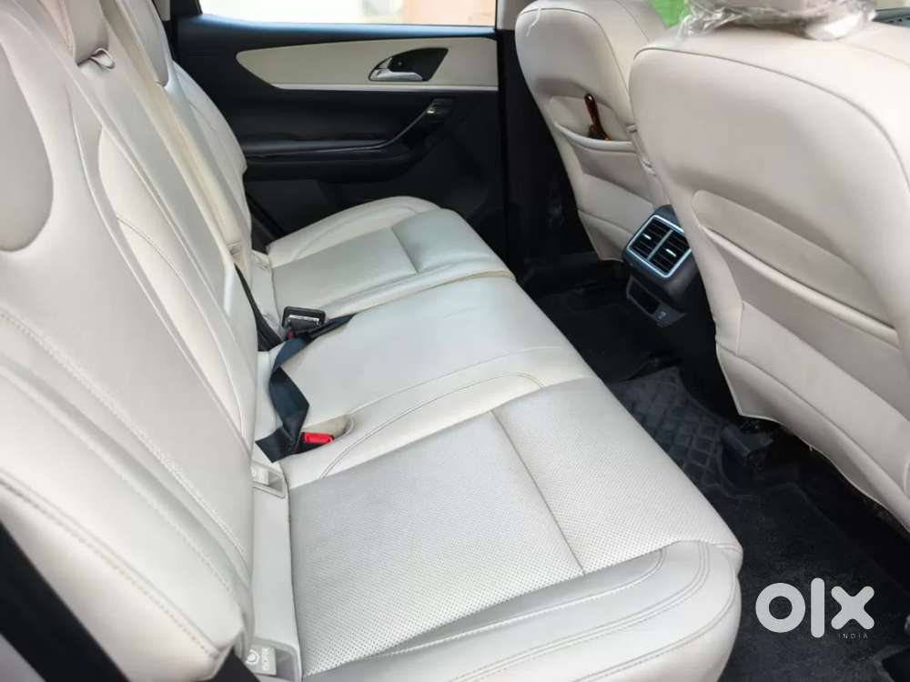 Mahindra Xuv700 2.2 Ax 7 Diesel Mt Str, 2023, Diesel