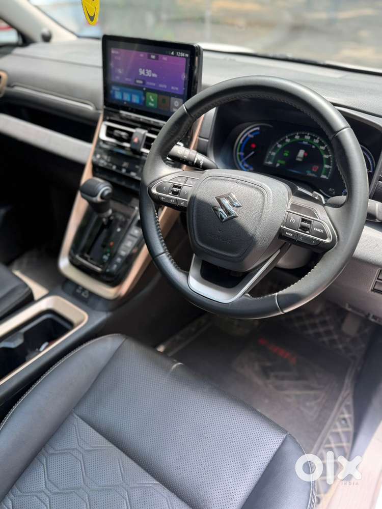 Maruti Suzuki Invicto Alpha Plus 7str, 2024