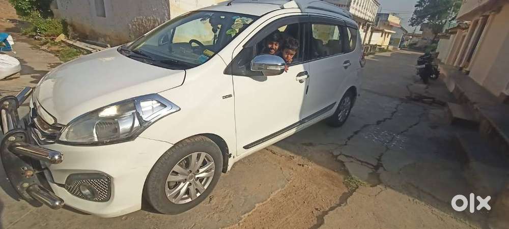 Maruti Suzuki Ertiga Shvs