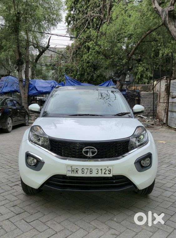 Tata Nexon 1.5 Revotorq Xza Plus Dual Tone Roof Amt, 2018, Diesel