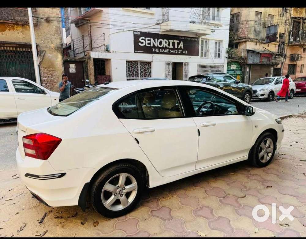 Honda City 2012 Petrol Life Time Tax Well Maintained