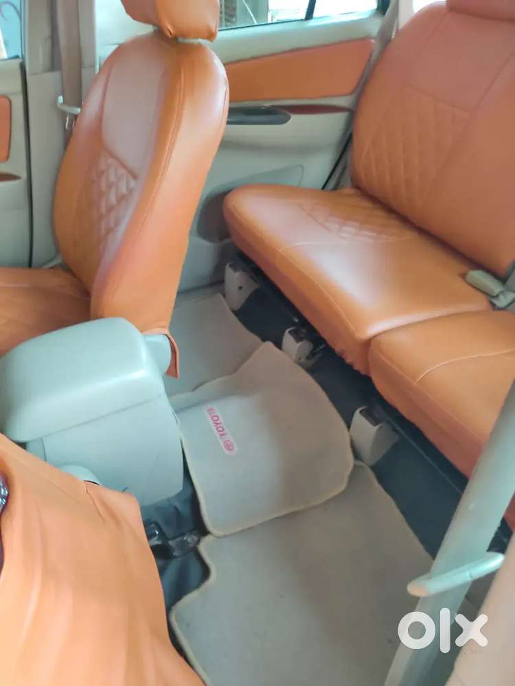 Toyota Innova 2.5 2012