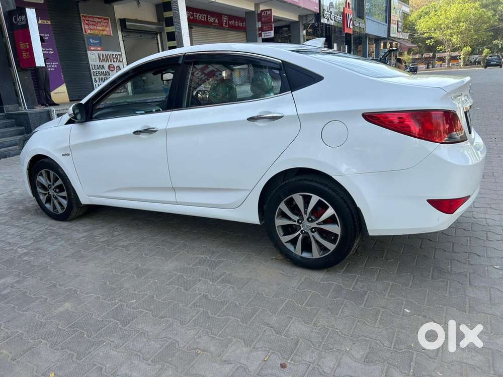Hyundai Verna 1.6 Sx (o) Crdi At, 2017, Diesel