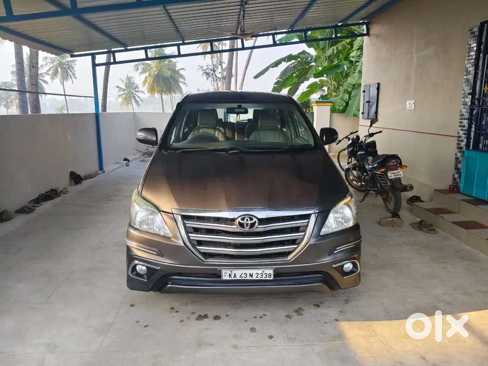 Toyota Innova 2.5 Vx 2012