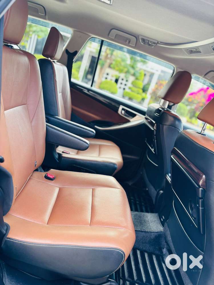 Toyota Innova Crysta 2.8Z Automatic, 2019, Diesel