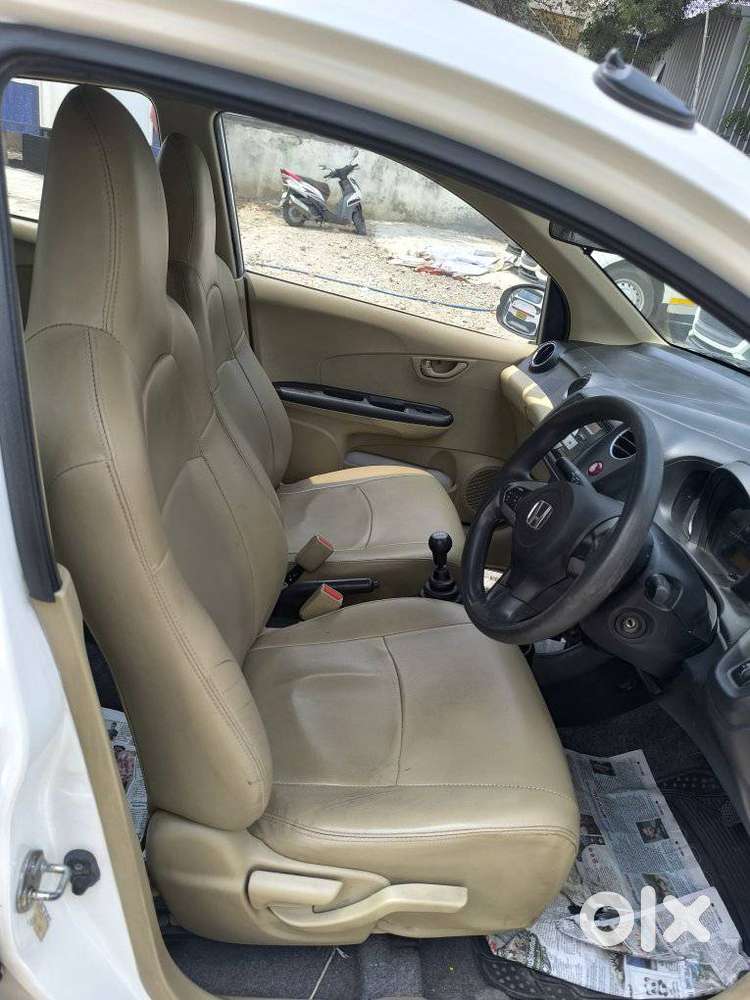 Honda Brio, 2015, Petrol