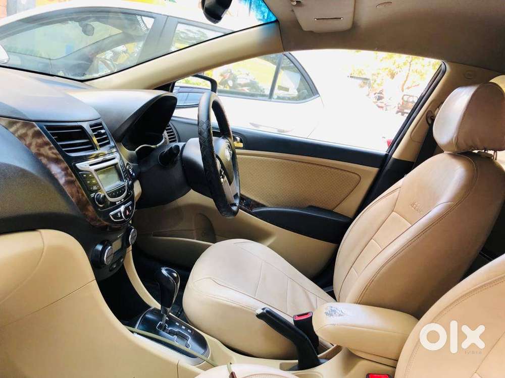 Immaculate Condition/ Fluidic Verna / Automatic Top Model