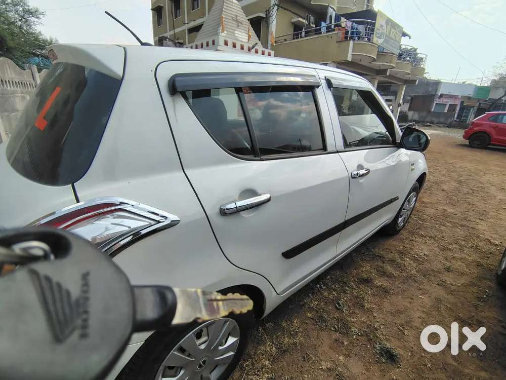 Maruti Suzuki Swift 2012