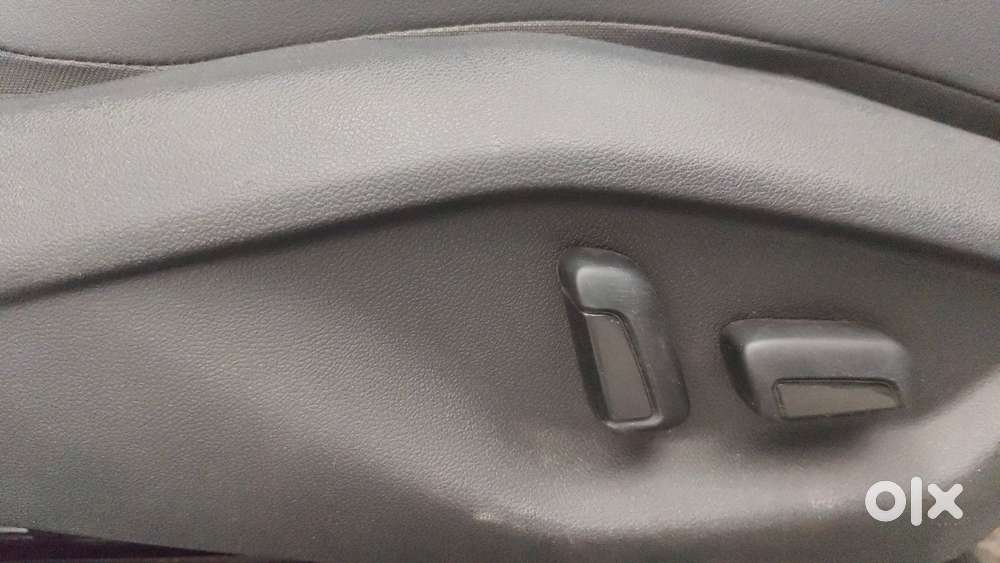 Skoda Kushaq Monte Carlo 1.0l Tsi Mt, 2023, Petrol