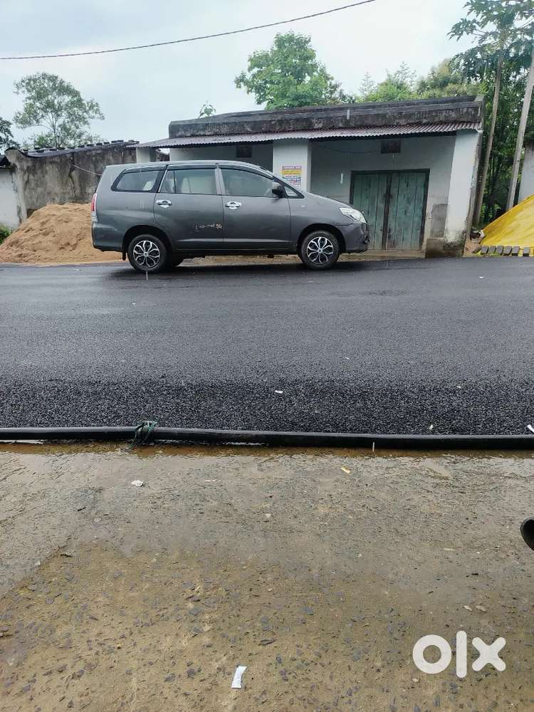 Toyota Innova 2011