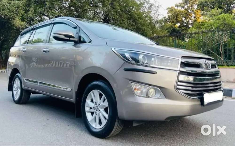 Toyota Innova Crysta 2016 Diesel 112000 Km Driven,