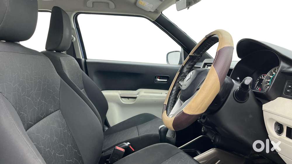Maruti Suzuki Ignis 1.2 Amt Zeta, 2017, Petrol